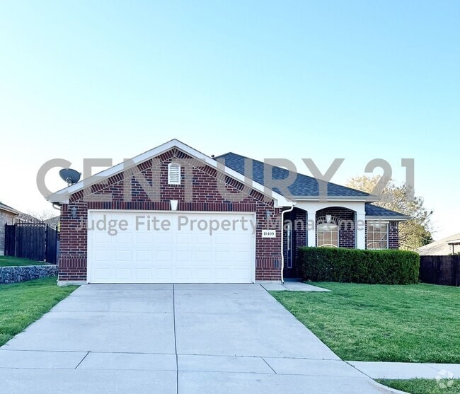 Building Photo - Well Maintained 3/2/2 For Rent in Benbrook... Rental