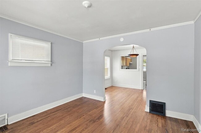 Photo - 329 Sonoma Ave