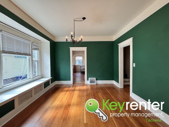 Photo - 50% Off First Full Month's Rent - Charming 3-Bedroom Rental Home in Central Tacoma Near 6th Ave &...