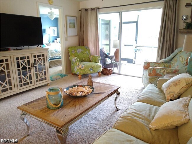 Photo - 13076 Cross Creek Ct Unit 403