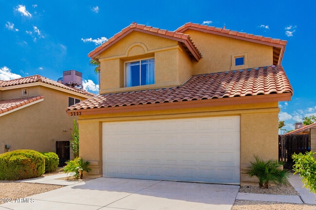 Photo - 3223 E Poinsettia Dr