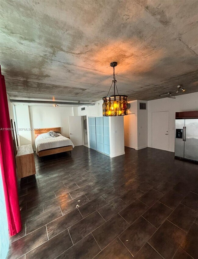 Photo - 690 SW 1st Ct Unit 1226