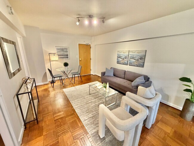 Photo - FREE RENT!  Unique Studio in Foggy Bottom with Solarium Near GW University and Hospital. An Excep... Unit 204