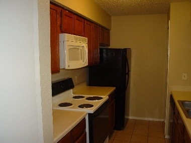 Photo - 9605 Walnut St Unidad 12106