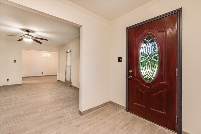 Photo - 2004 Sleepy Hollow Dr