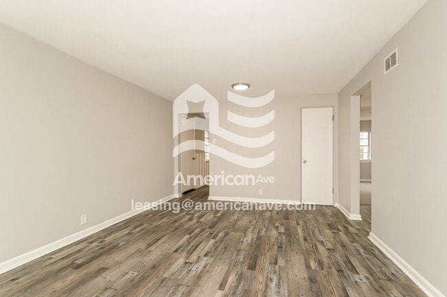 Photo - 6949 Pasadena Blvd