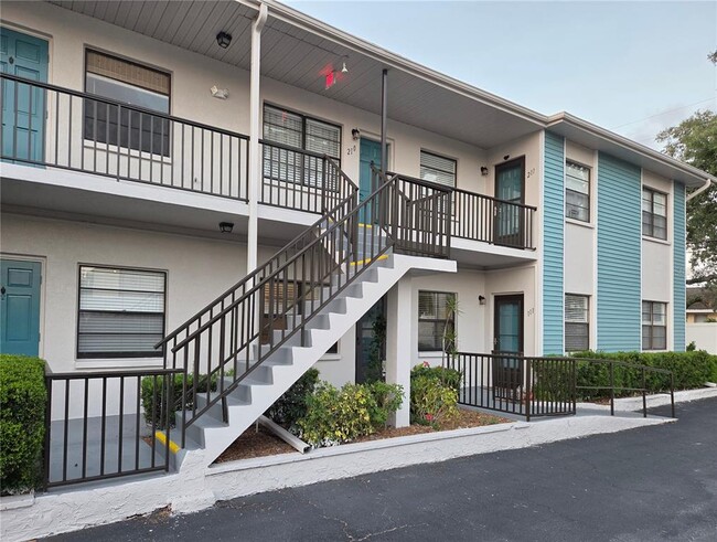 5925 Terrace Park Dr N Unit 111