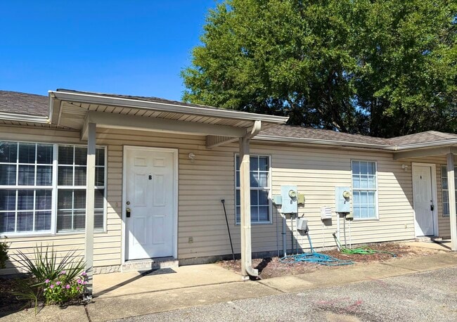 Building Photo - 6903 Sea Turtle Cir Unit B