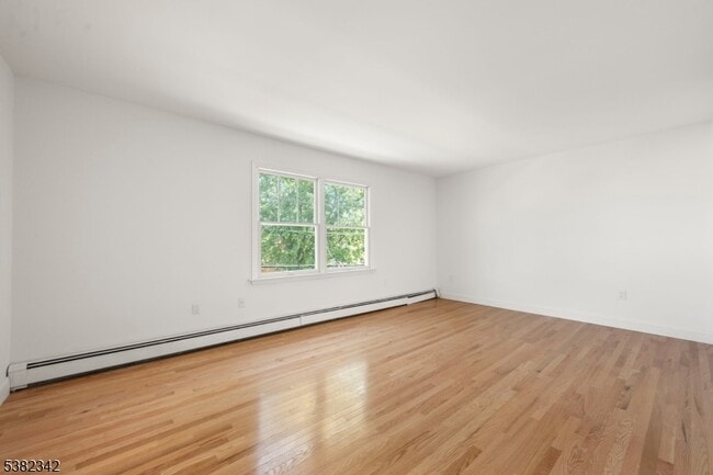 Photo - 59 Burnet Ave