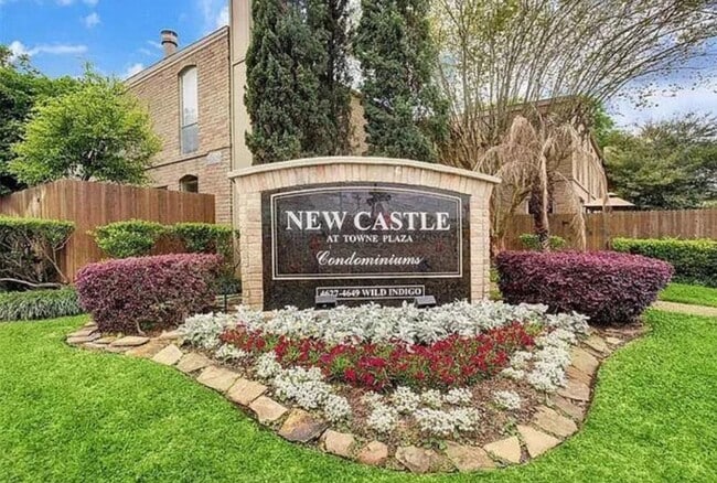 Building Photo - 4635 Wild Indigo St Unit 497