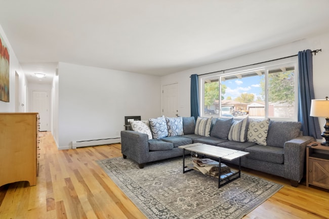 Photo - 5946 W Iowa Pl