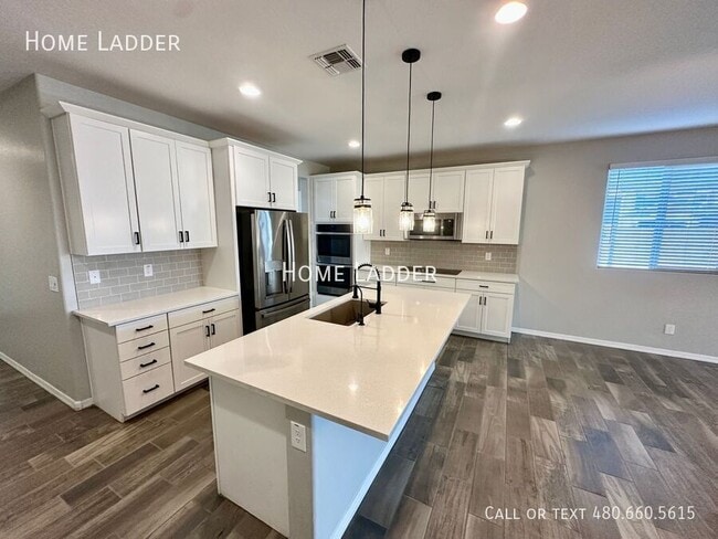 Photo - 24135 Corn St