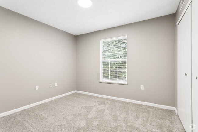 2BR, 1BA - 860SF - Second Bedroom