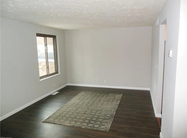 Photo - 1651 Mentor Ave Unit 19000