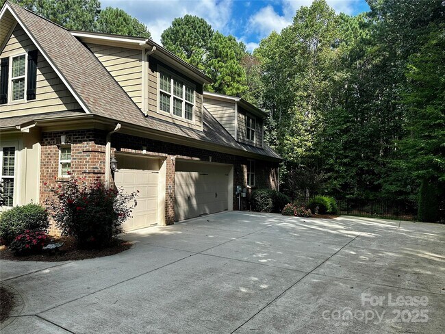 Photo - 4642 Gold Finch Drive