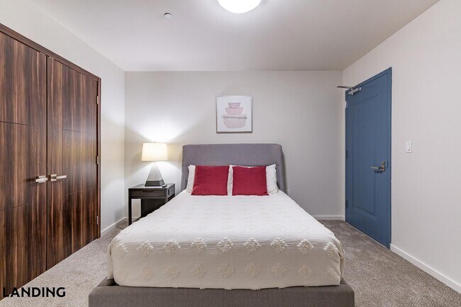 11505 NE Yacht Harbor Dr Unit C408