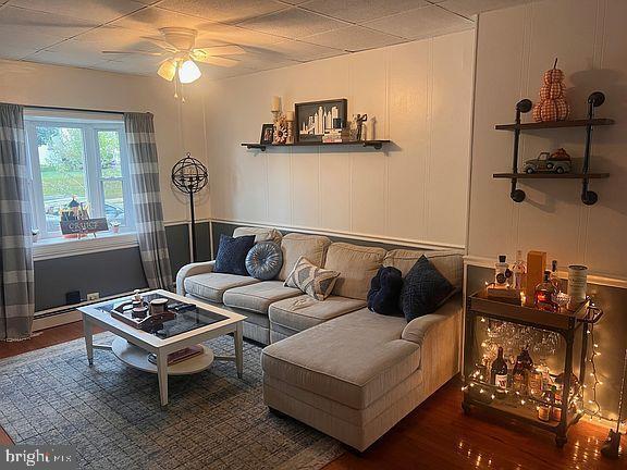 Photo - 540 W High St