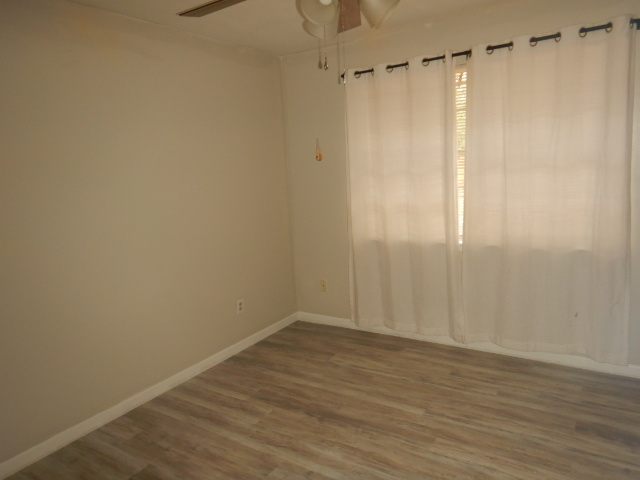 1994 Lansing Dr Apartment Unit B - Pensacola, FL | ForRent.com