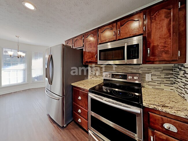 Photo - 200 Lakeside Park Dr