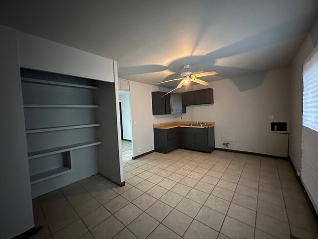 Photo - 802 Knollcrest Dr