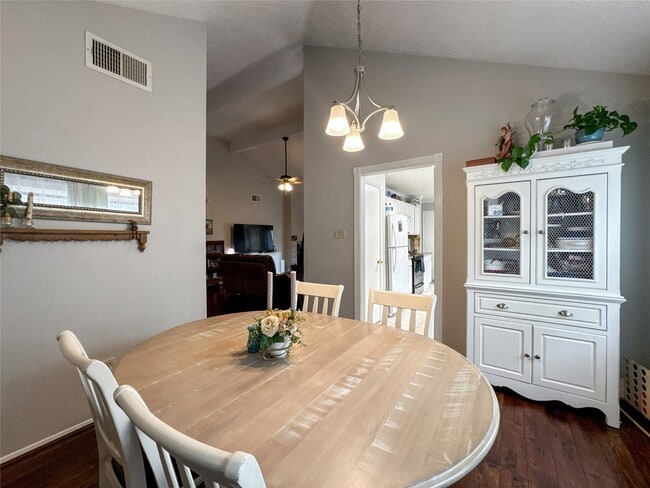 Photo - 2909 Laurelridge Dr