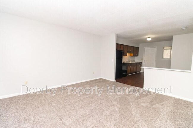 Photo - 6436 Basswood Ln