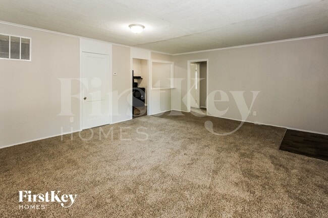 709 NE 45th Terrace