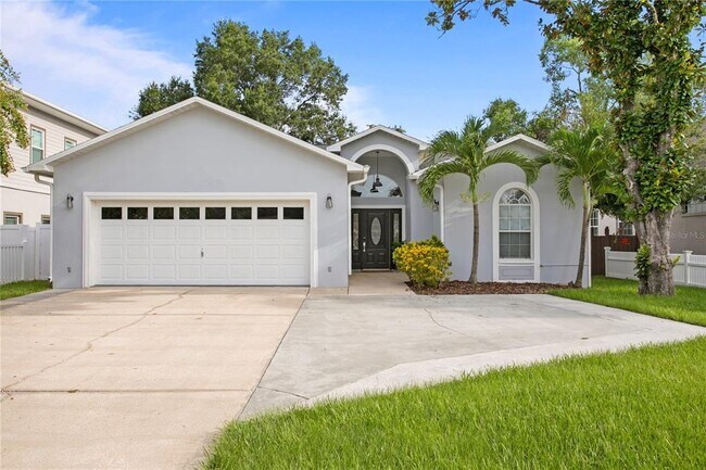Photo - 4012 W El Prado Blvd House