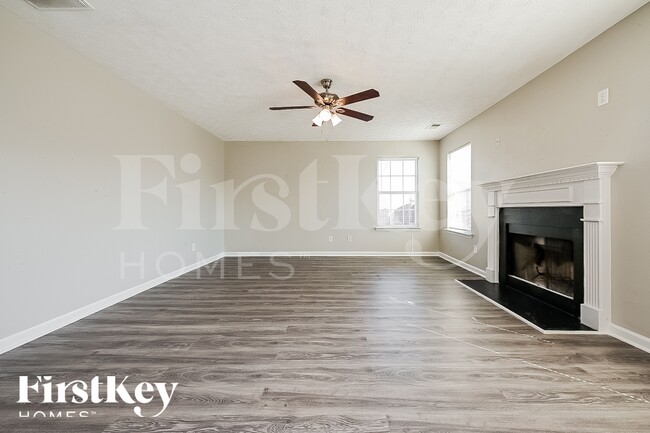 Photo - 180 Heaton Dr