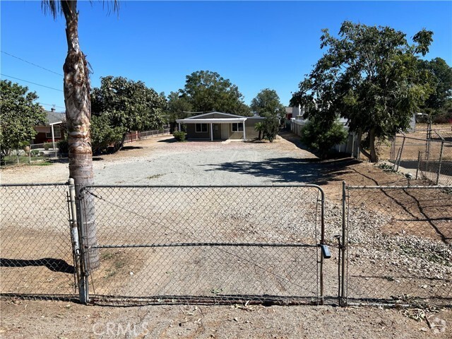 Building Photo - 6484 Etiwanda Ave Rental