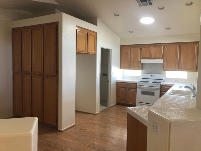Photo - Charming 3 bdrm Crown Hills Home with Spectacular Views