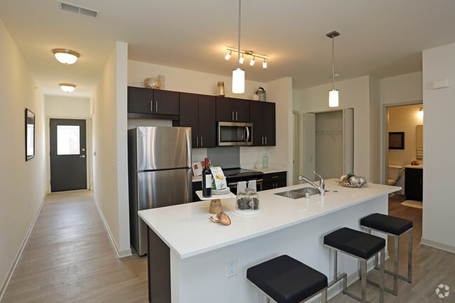 Sidney - Kitchen - 1633 On The Park