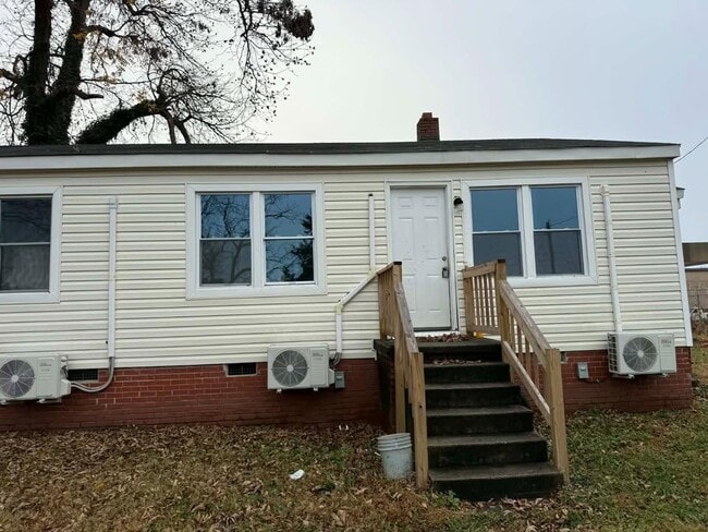 Photo - 115 Chestnut Dr