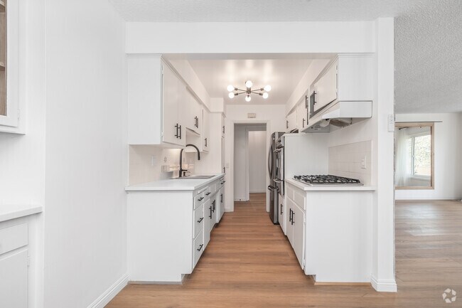 2BR, 2 BA - 990SF - Kitchen