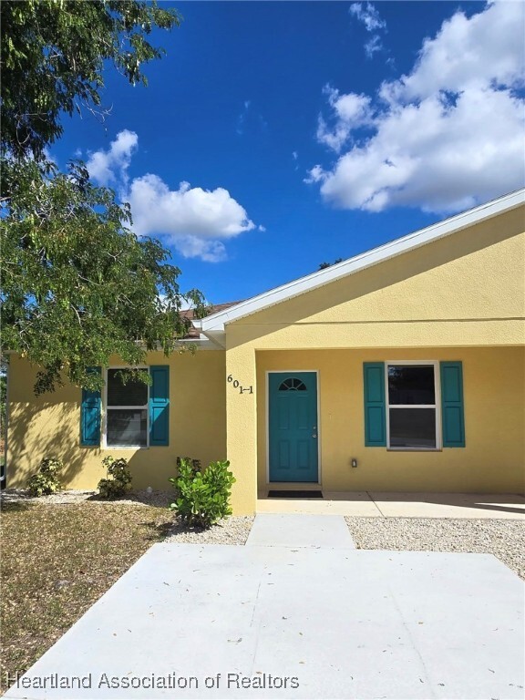 Photo - 601 S Lotela Ave