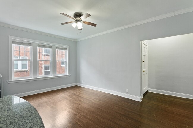 Photo - 6116 N Winthrop Ave Unit 2w