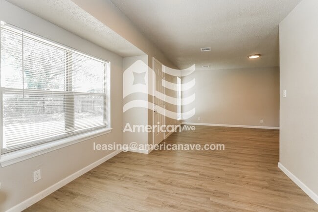 Photo - 447 W 149th St