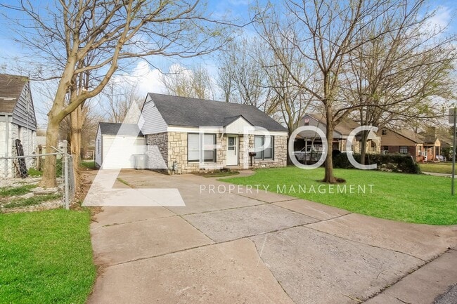 Photo - 817 N Gary Ave