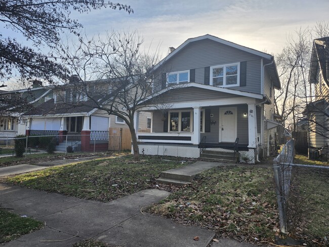 Photo - 561 S Eureka Ave House