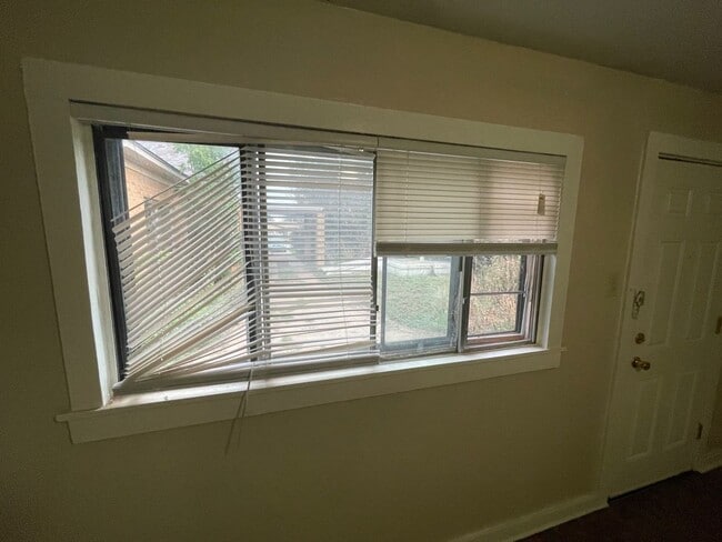 Photo - 609 E North 16th St