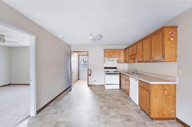 Photo - 124 Evergreen Trail SE