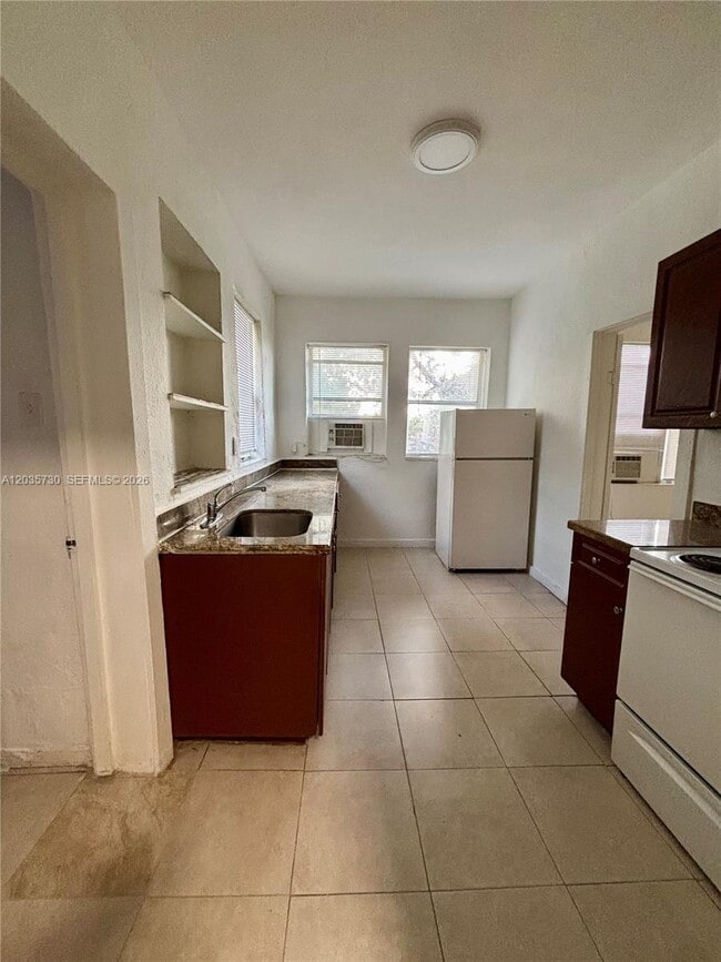 Photo - 1060 NW 47th St Unit 7