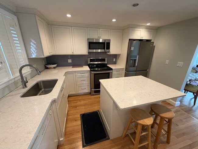 Photo - 63 Hackensack Rd