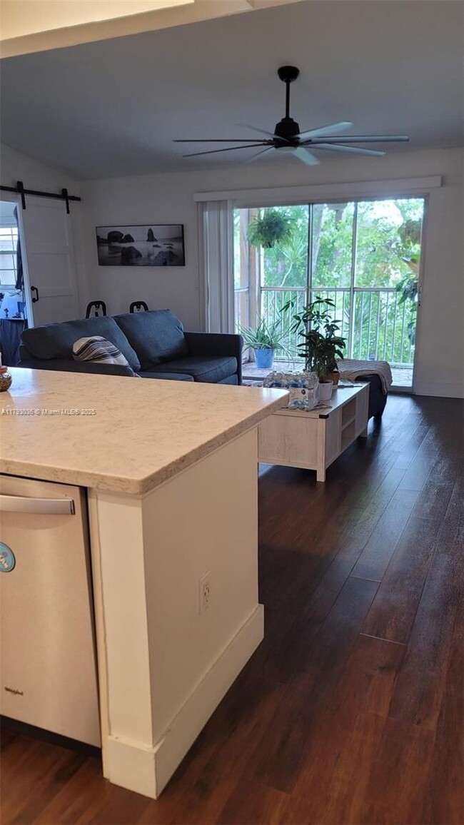 Photo - 421 SE 10th St Condo Unit A205