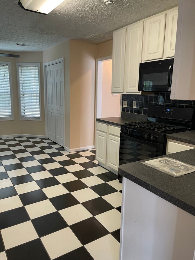 Photo - Riverdale Executive Home