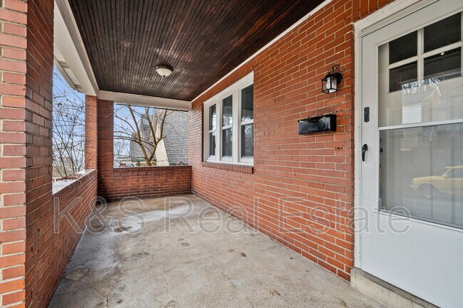 Photo - 139 Sumner Ave