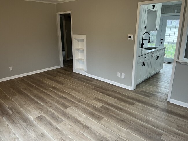 Photo - 1665 Prospect St