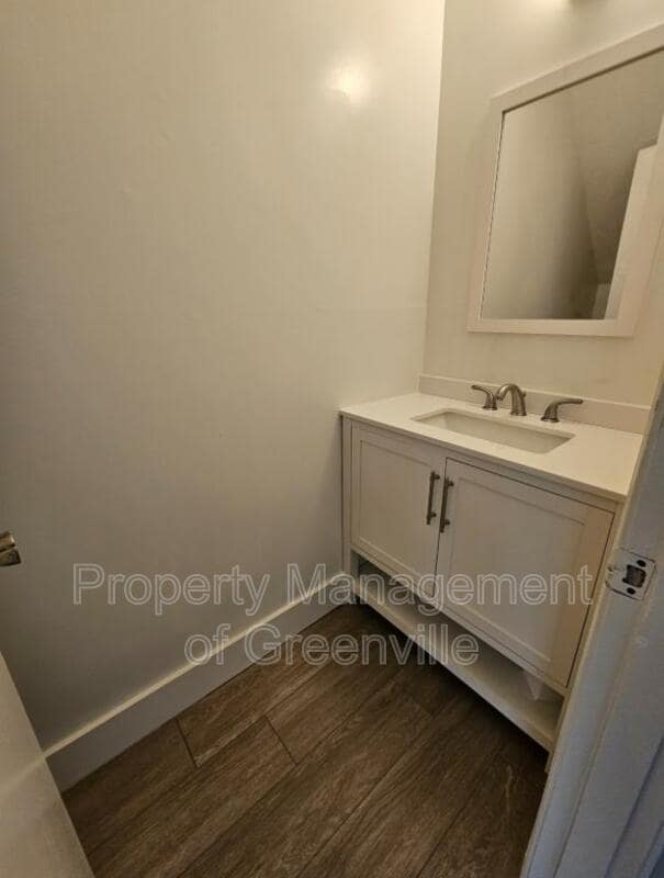 Photo - 220 Piney Mountain Rd