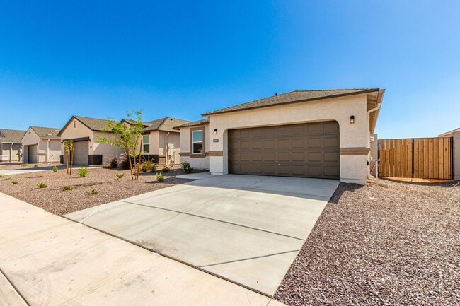 Photo - Brand New - Never Lived In 4 Bedroom / 2 B...