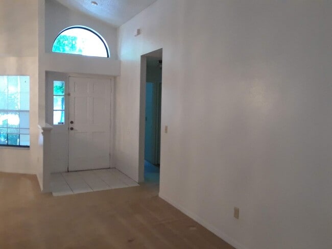 Photo - Lovely 3 Bedroom 2 Bathroom HOME!!!